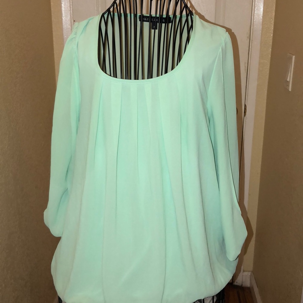 Mint top no buttons pullover